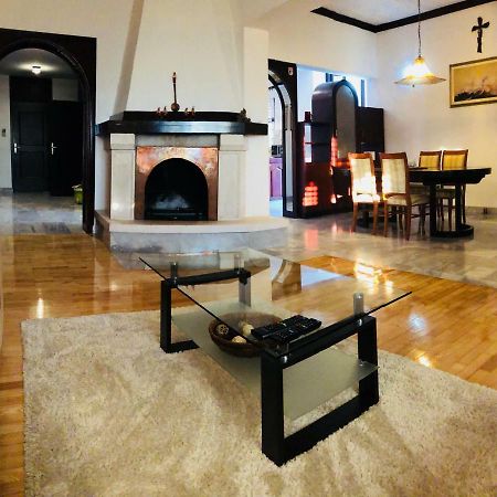 Sea View Family Apartment Башка-Вода Экстерьер фото
