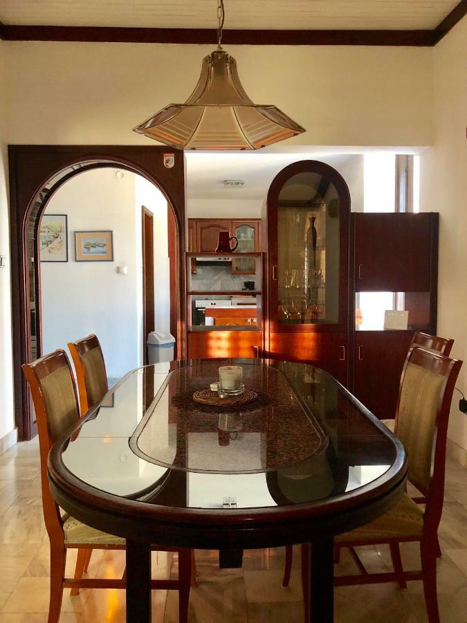 Sea View Family Apartment Башка-Вода Экстерьер фото