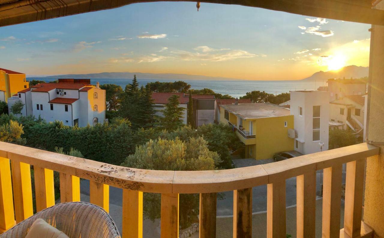 Sea View Family Apartment Башка-Вода Экстерьер фото